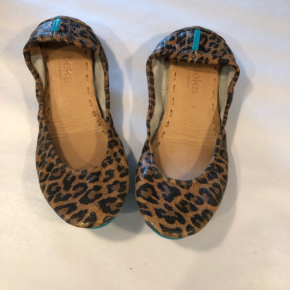 tieks - leopard print